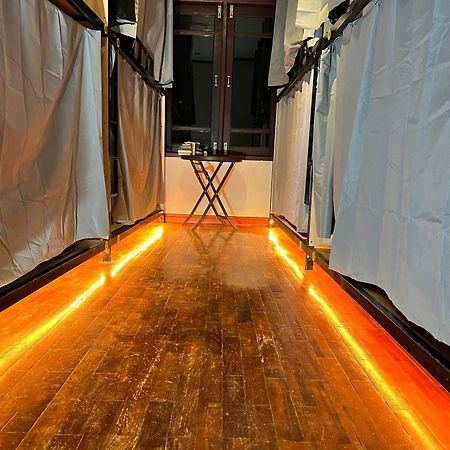 Venn Hostel Виентиане Екстериор снимка