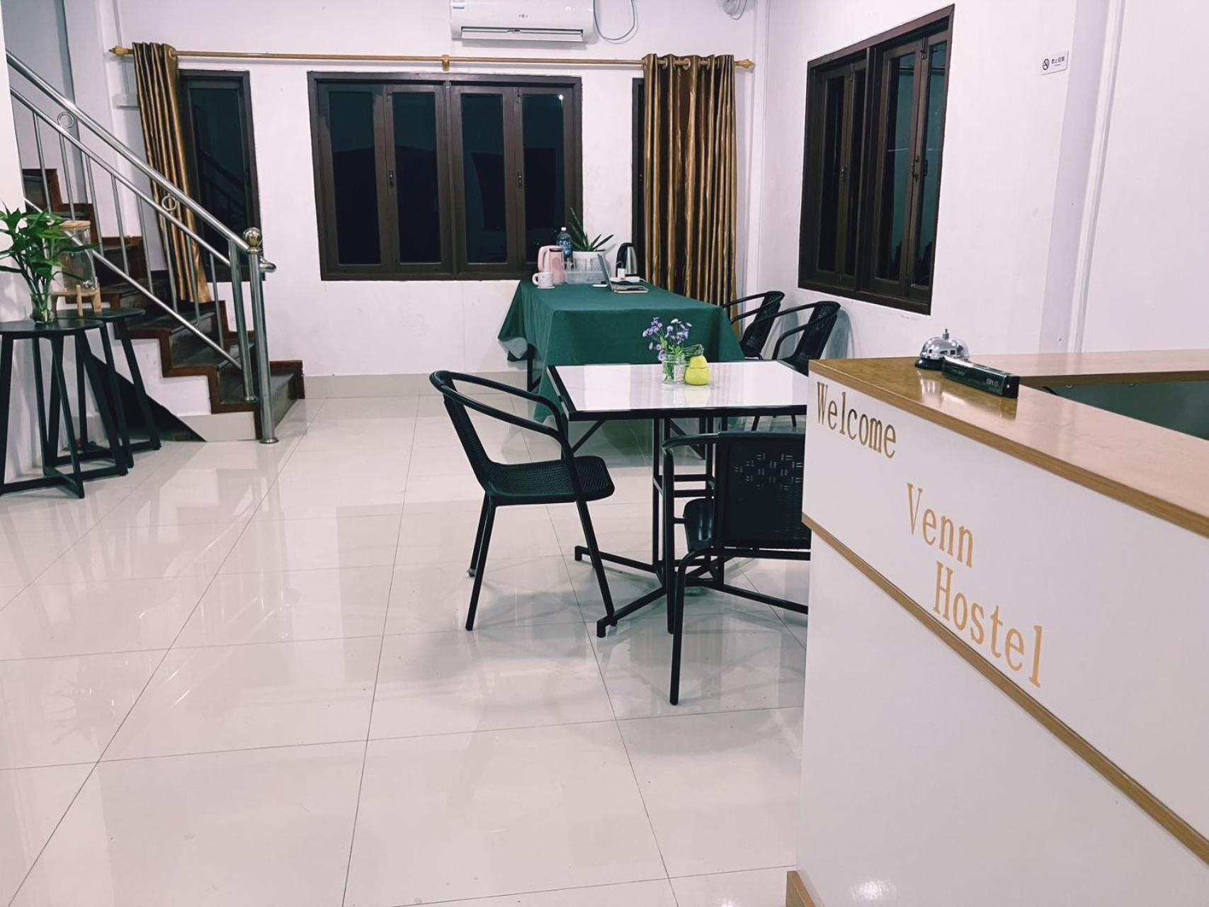 Venn Hostel Виентиане Екстериор снимка
