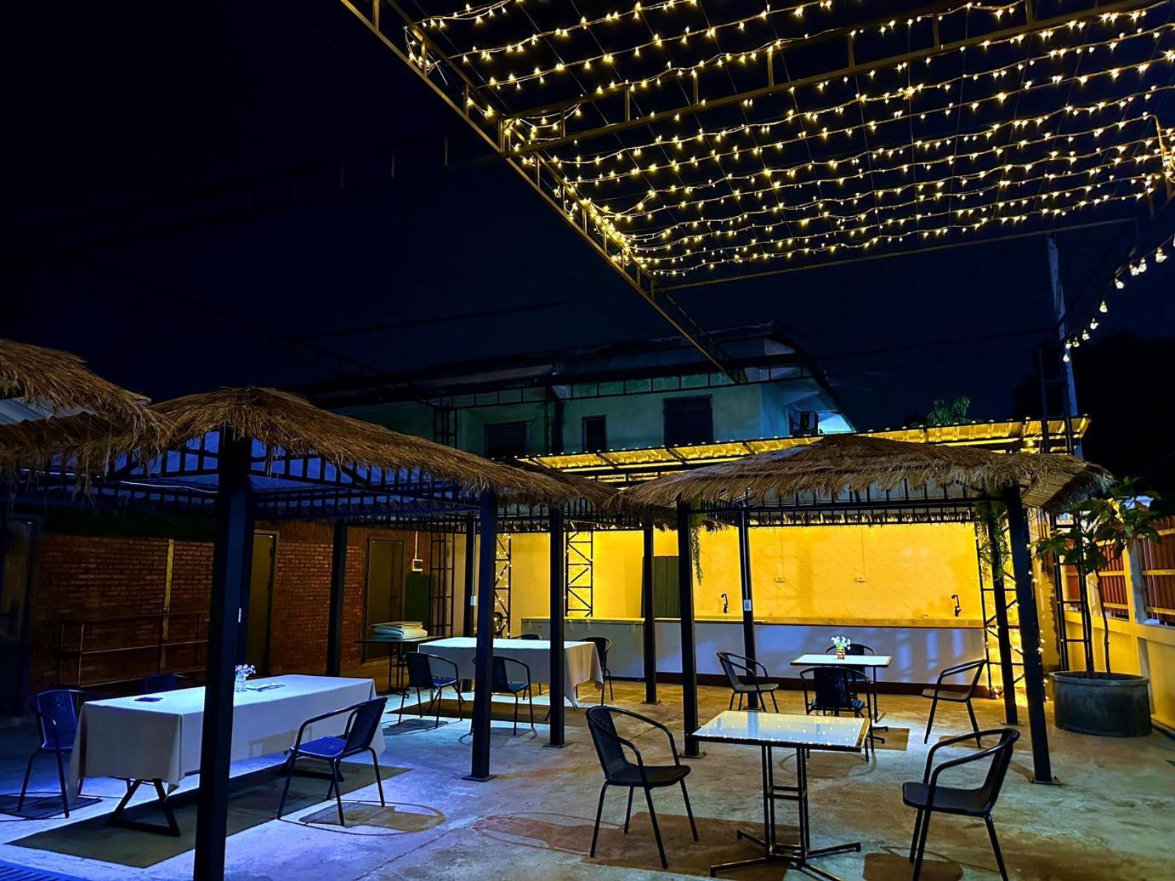 Venn Hostel Виентиане Екстериор снимка