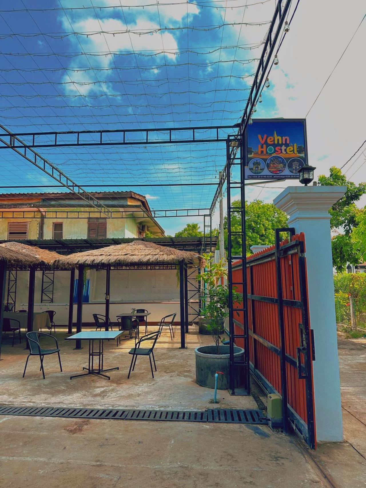 Venn Hostel Виентиане Екстериор снимка