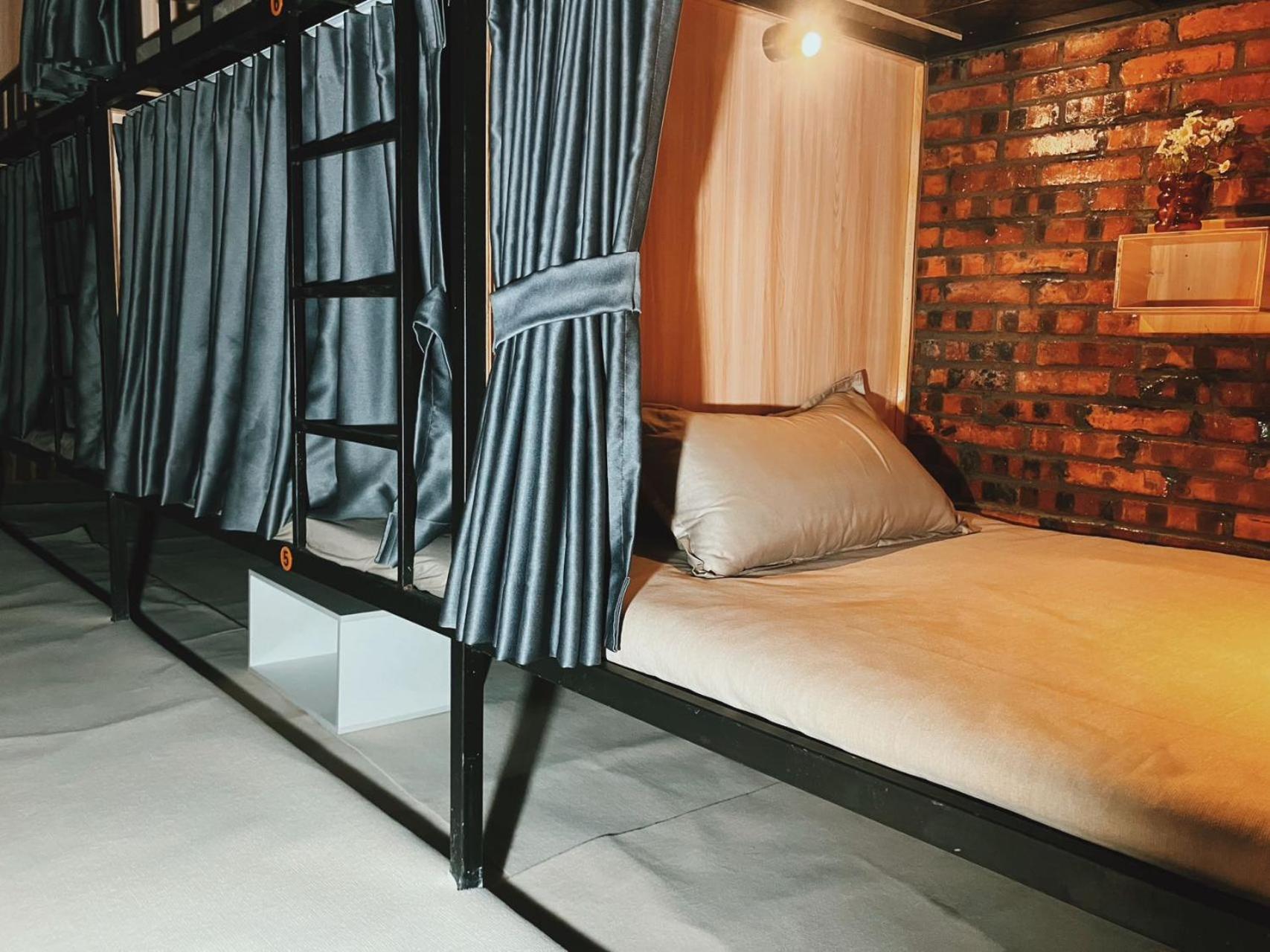 Venn Hostel Виентиане Екстериор снимка