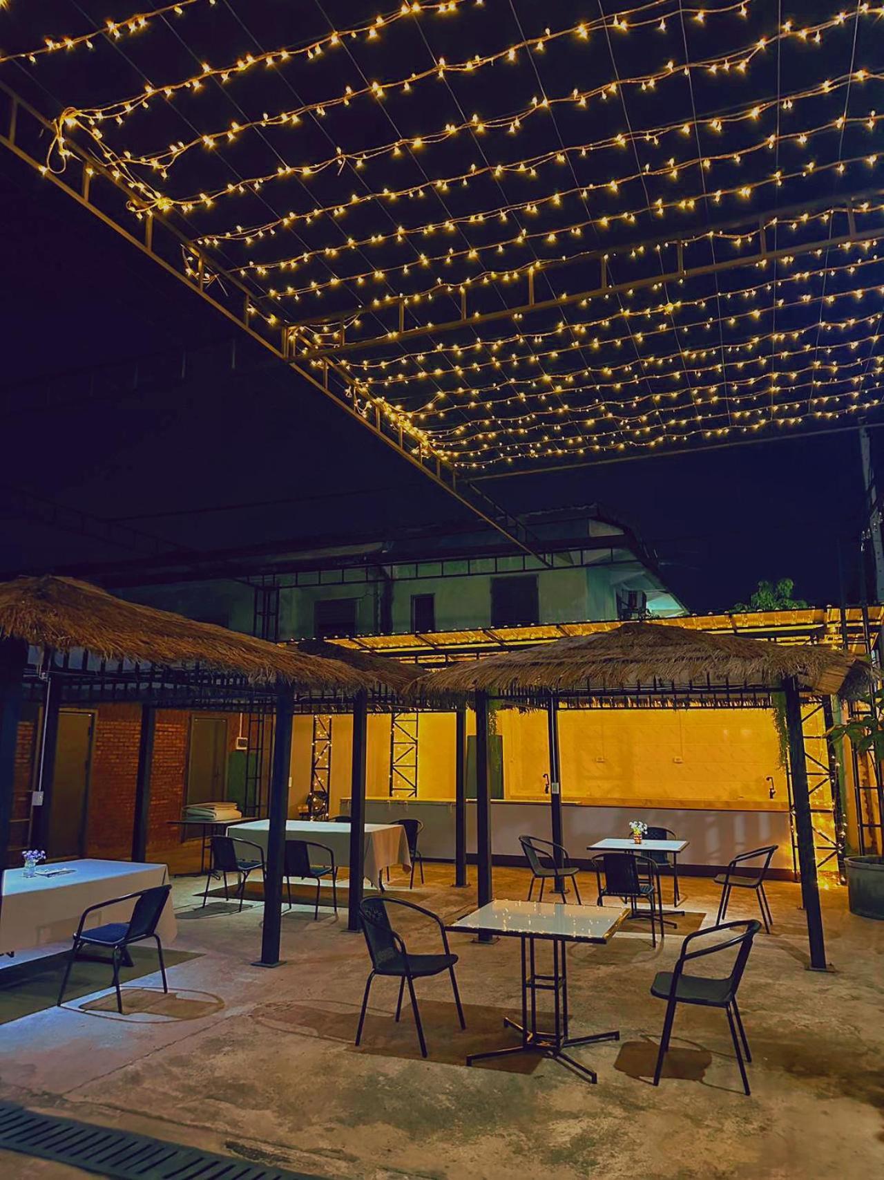 Venn Hostel Виентиане Екстериор снимка