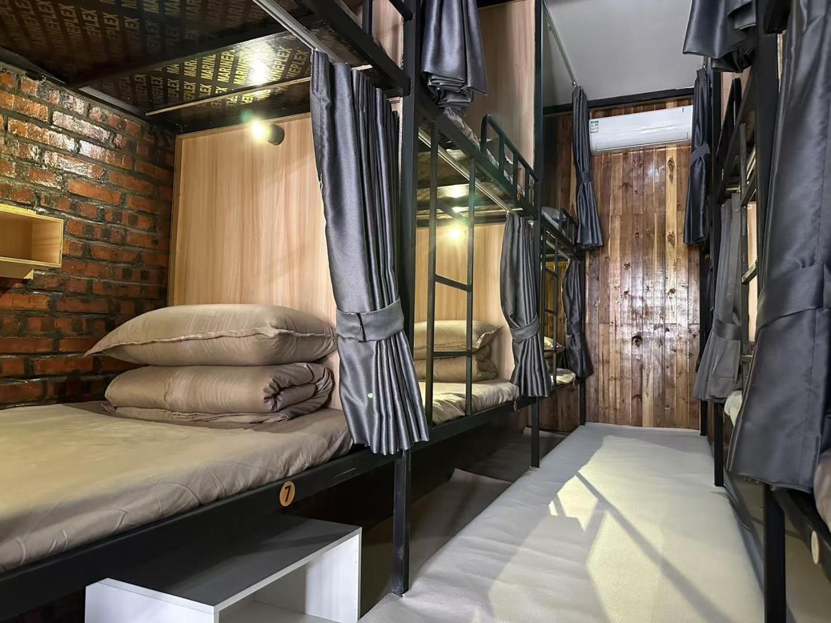 Venn Hostel Виентиане Екстериор снимка