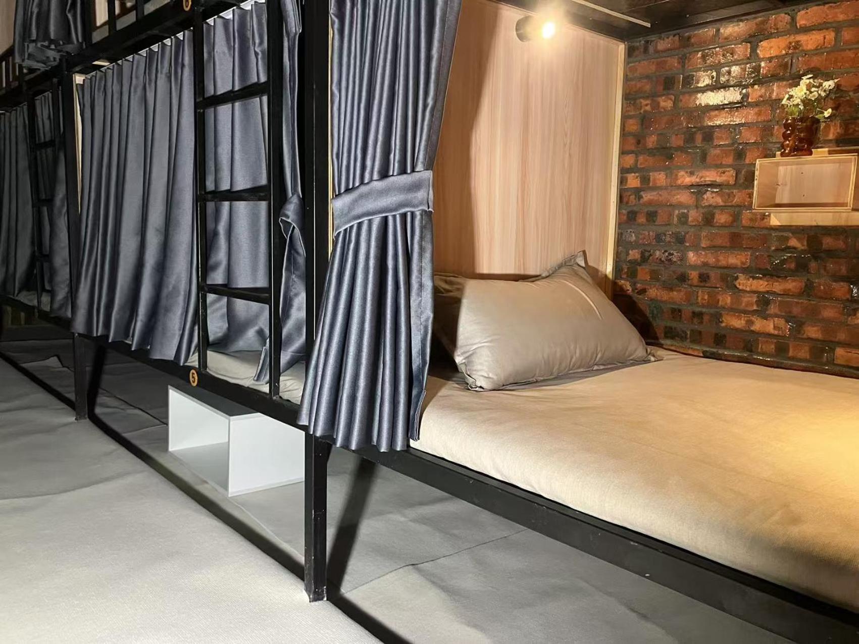 Venn Hostel Виентиане Екстериор снимка